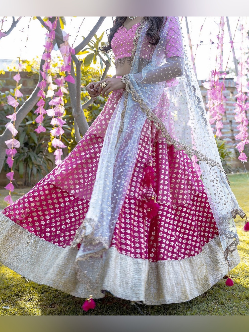Rishi and Vibhuti Pink Floral Embellished Lehenga nwt